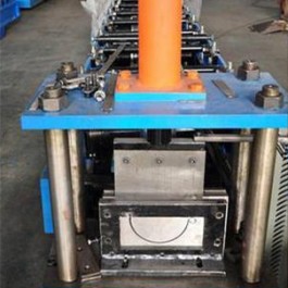 Half round gutter roll forming machine