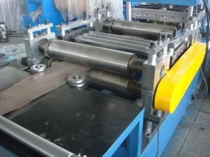 z purline roll forming machine