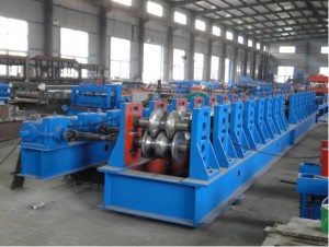 Steel Guardrail Roll Forming Machine