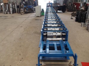 gutter-roll-forming-machine-3