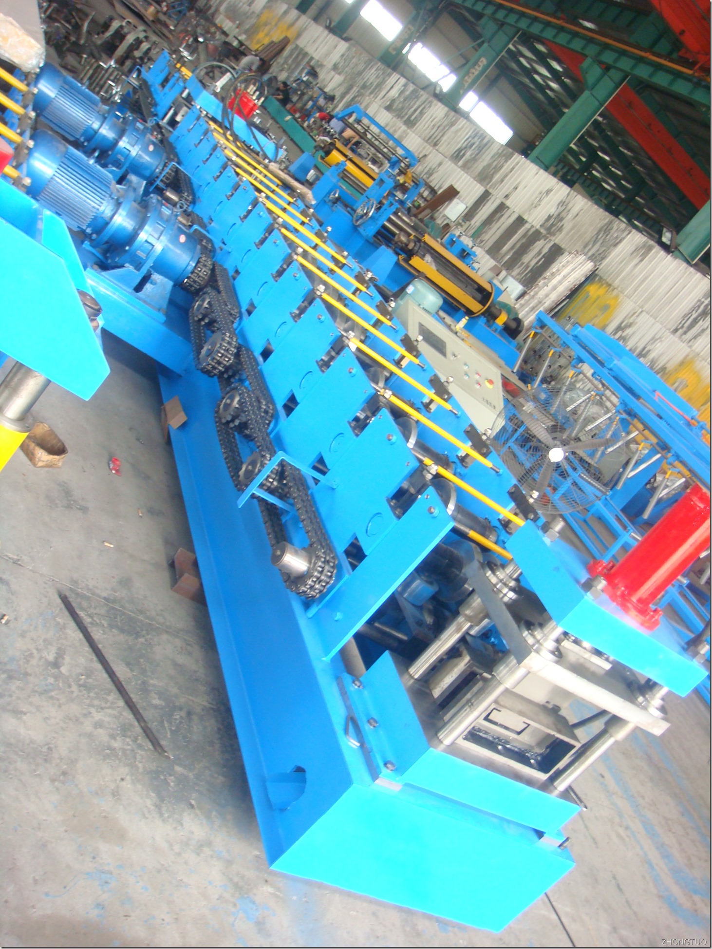 C purline forming machine