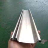 Shutter door roll forming machine