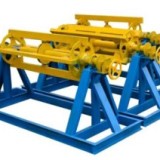 The advantages and disadvantages of different decoilers