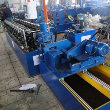 Shutter door slat roll forming machine